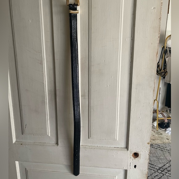 Black snake skin leather and gold belt size small - Picture 4 of 6